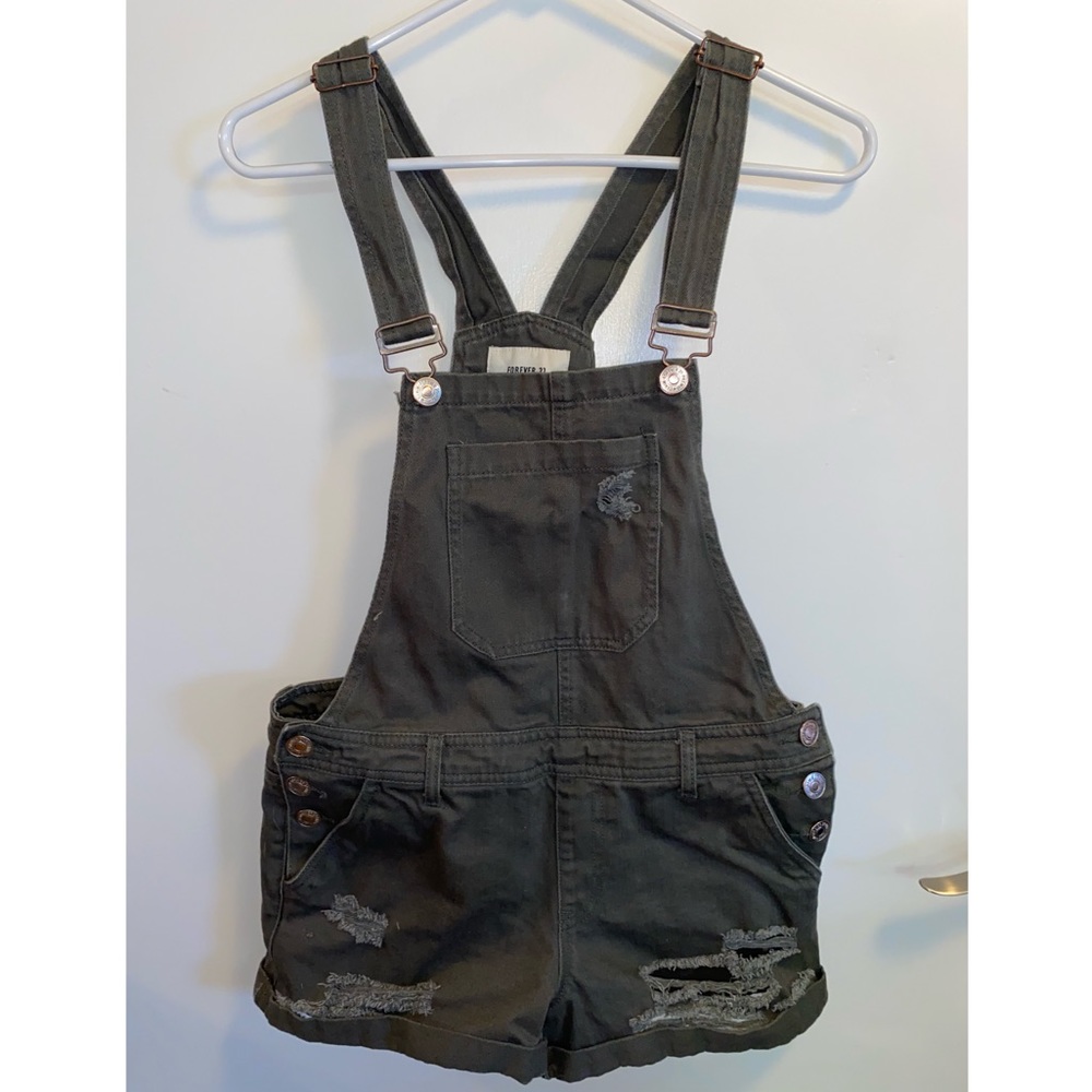 Forever 21 Overalls shorts distressed olive green